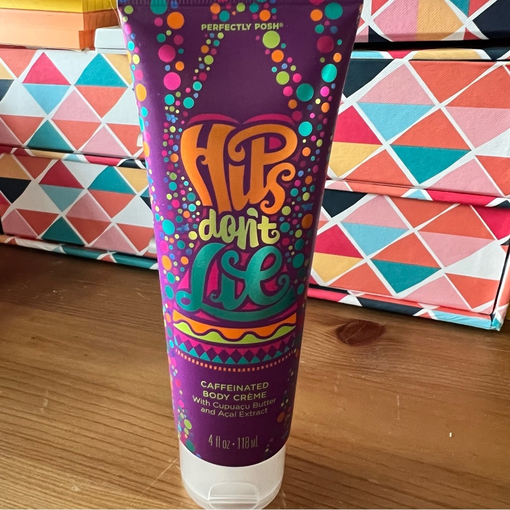 COPY - Perfectly Posh Hips Don’t Lie New formula (new sealed)